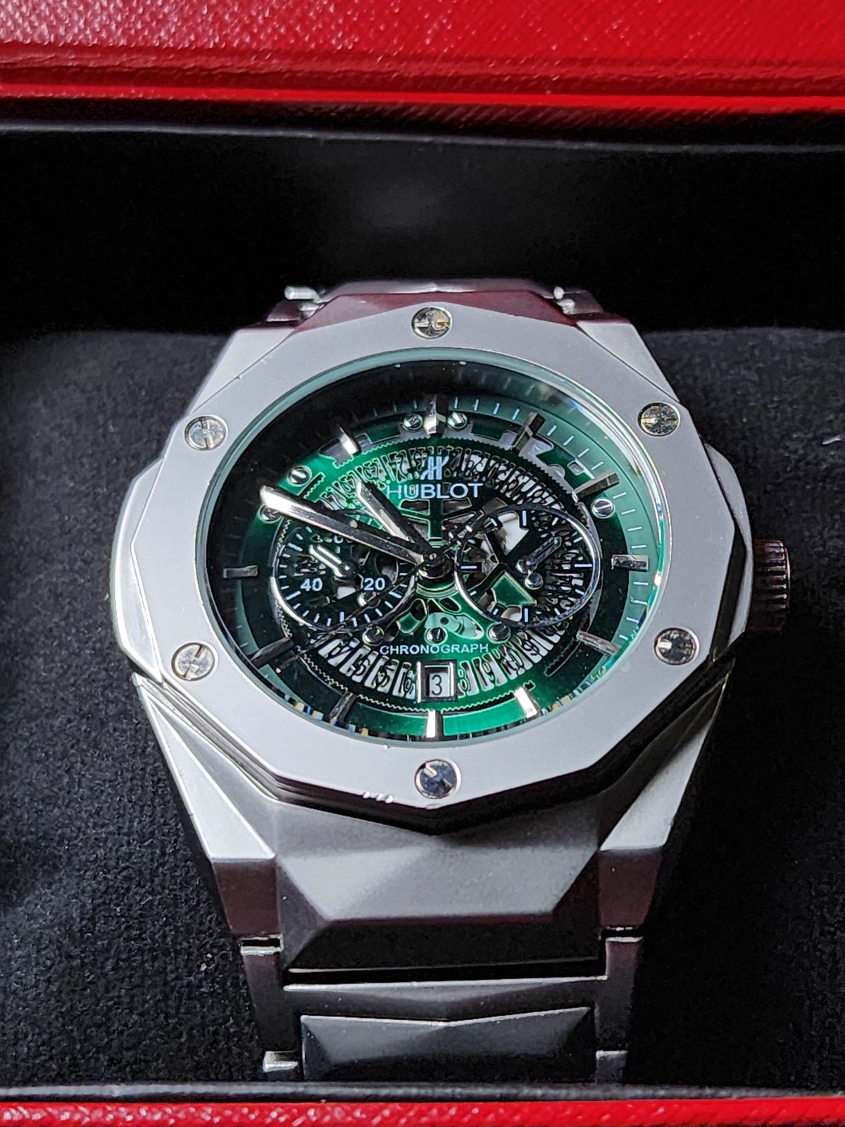 HUBLOT CHRONOGRAPH–Bold Design, Superior Craftsmanship